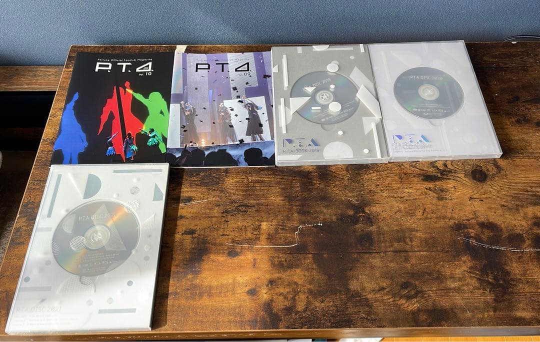 Perfumeが載っている雑誌や本DVDグッツなど