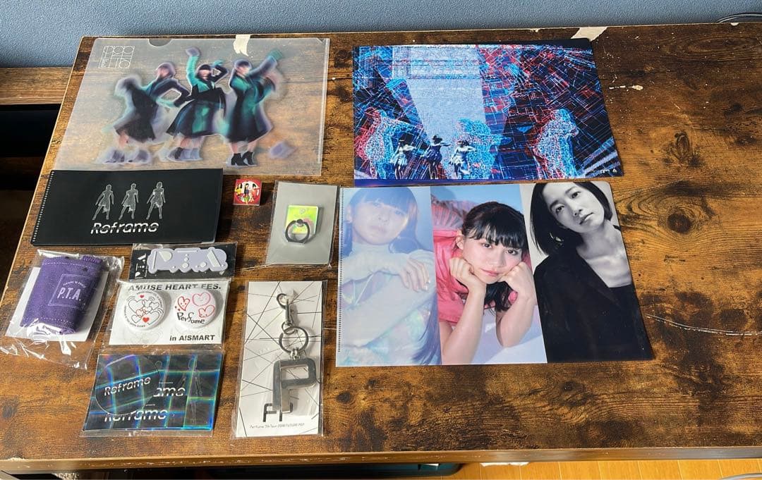 Perfumeが載っている雑誌や本DVDグッツなど