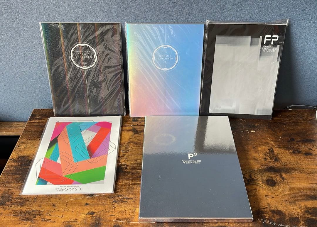 Perfumeが載っている雑誌や本DVDグッツなど