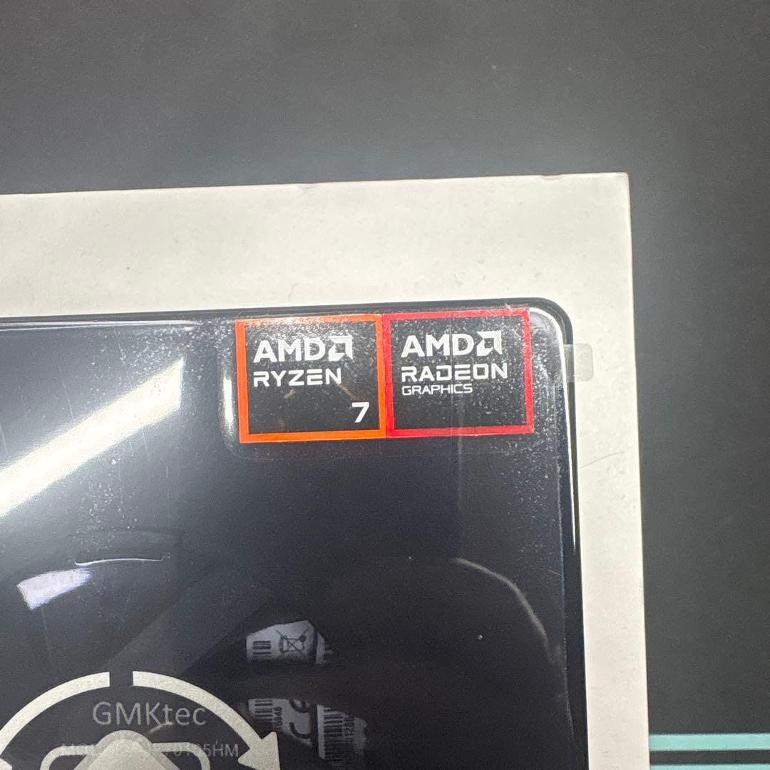 ミニPC gmktec nucbox k8 ryzen7 8845HS 1TB