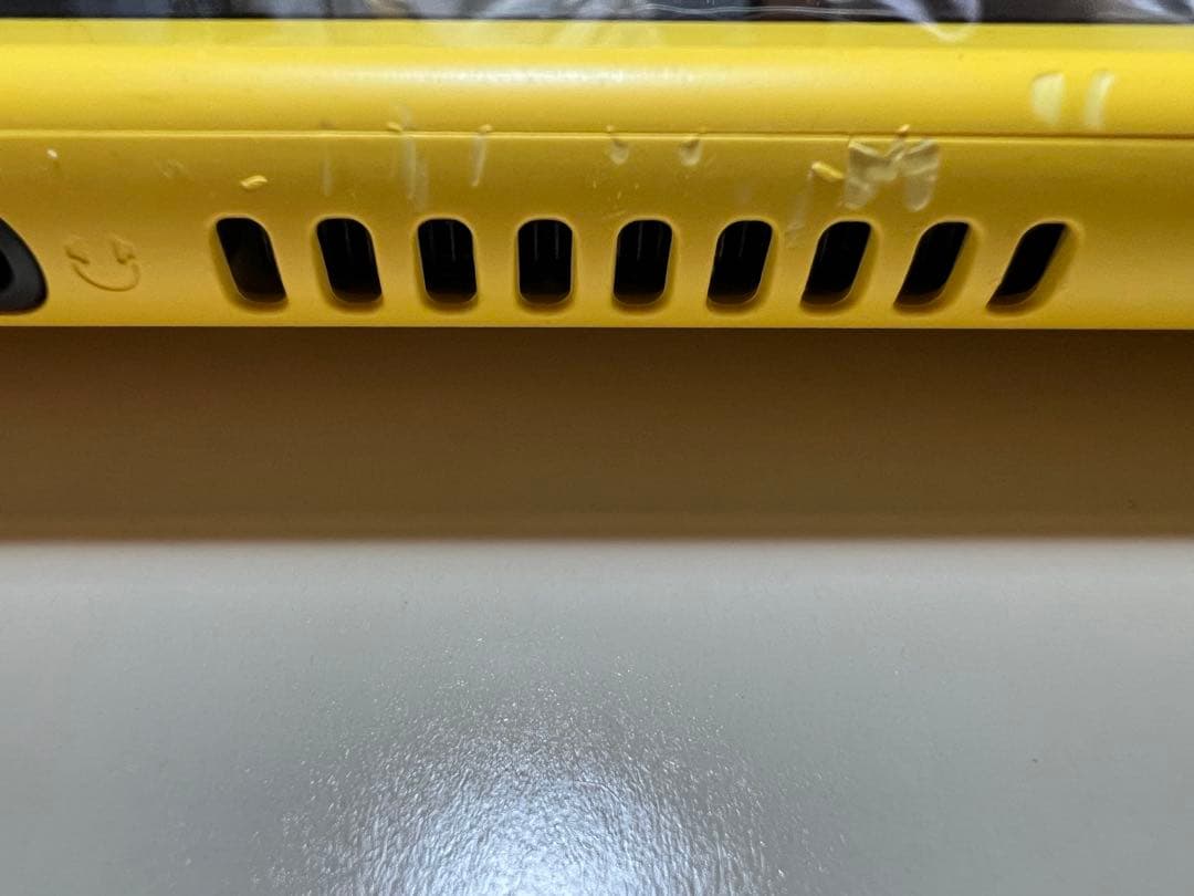 Nintendo Switch Lite イエロー　本体のみ【即日発送】