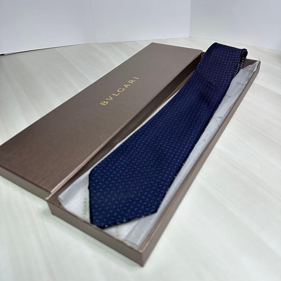 ブルガリ☆ネクタイ☆箱付☆リバーシブル☆ネイビー☆ソリッド☆パターン柄☆550