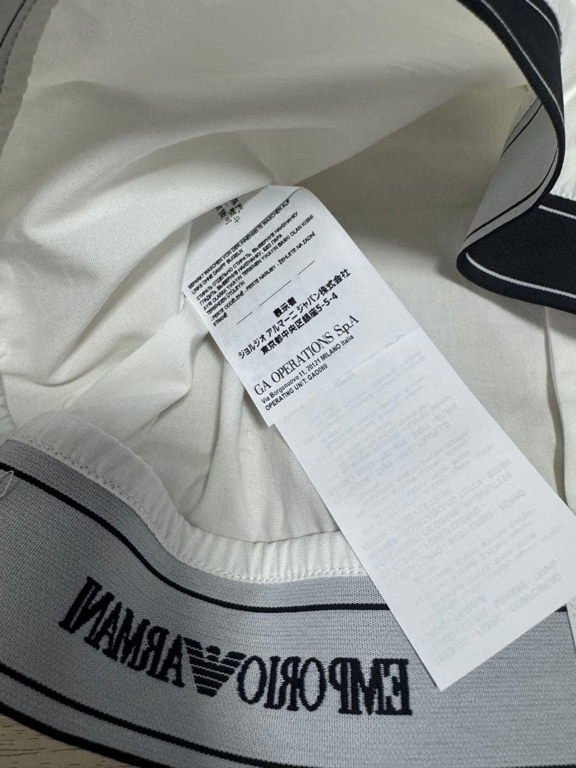 【新品未使用タグ付き】エンポリオアルマーニ　ホワイトシャツ　6A（118cm）