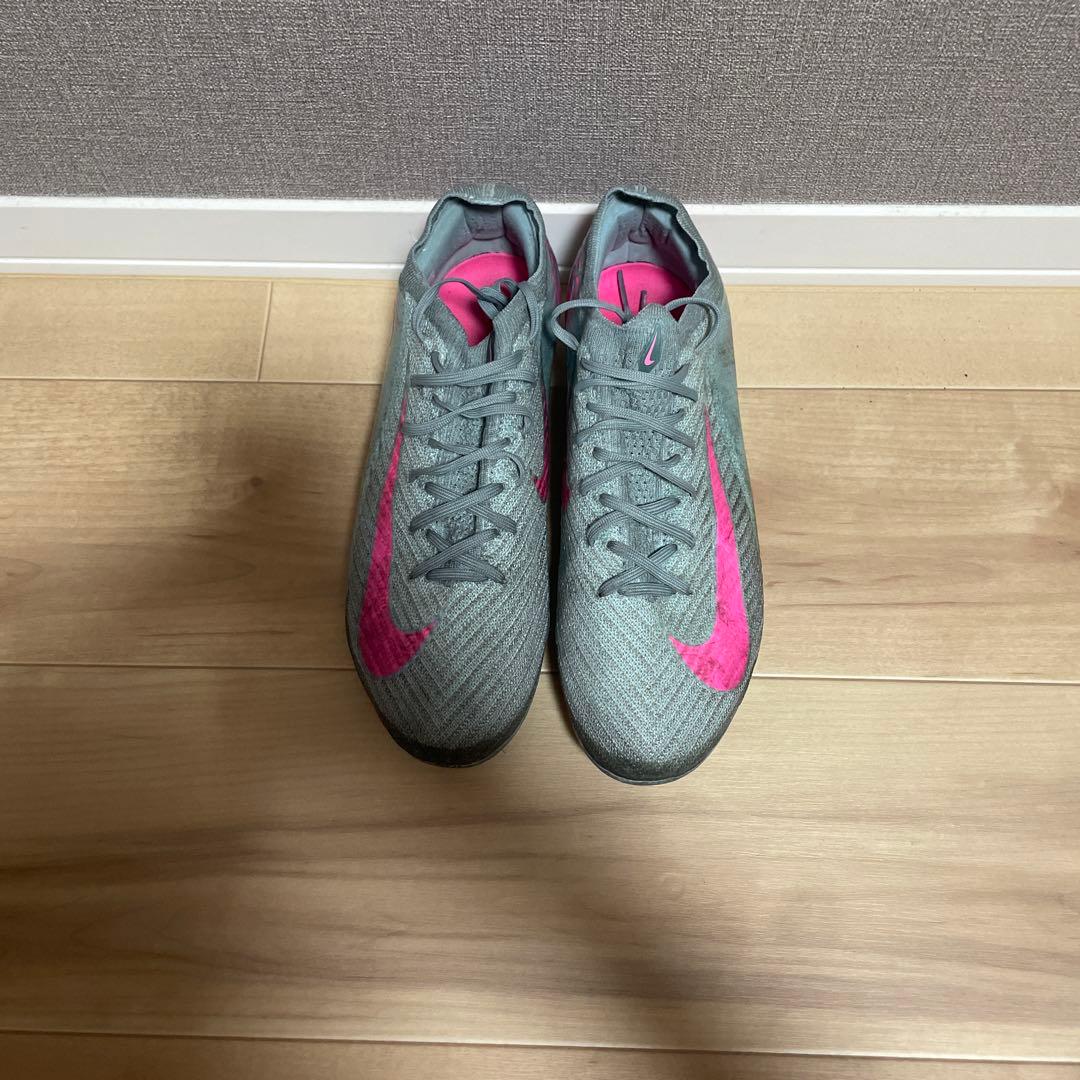 サッカースパイク・トレーニングシューズ セットでお得。