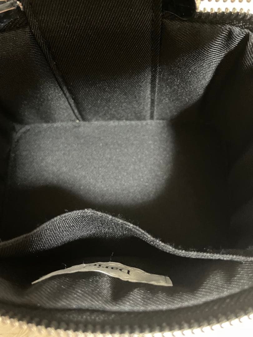 Darichダーリッチ キルティングスクエアミニバック シルバーパーツ ブラック