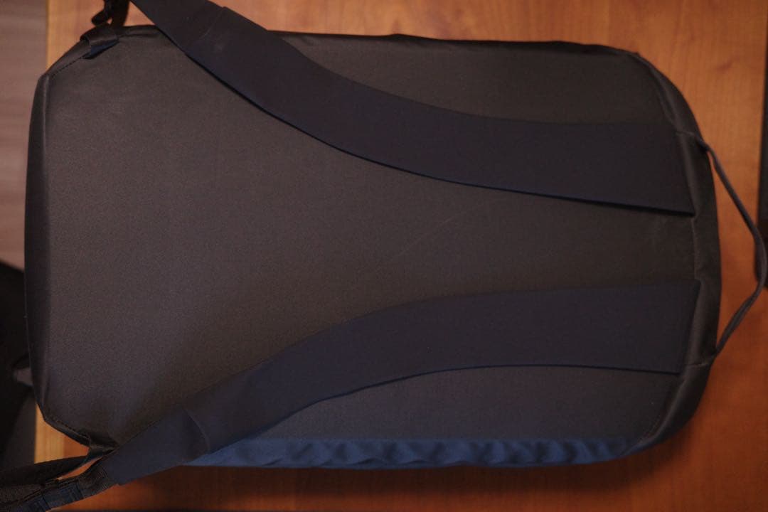 バッグ Arcteryx Veilance Nomin Pack