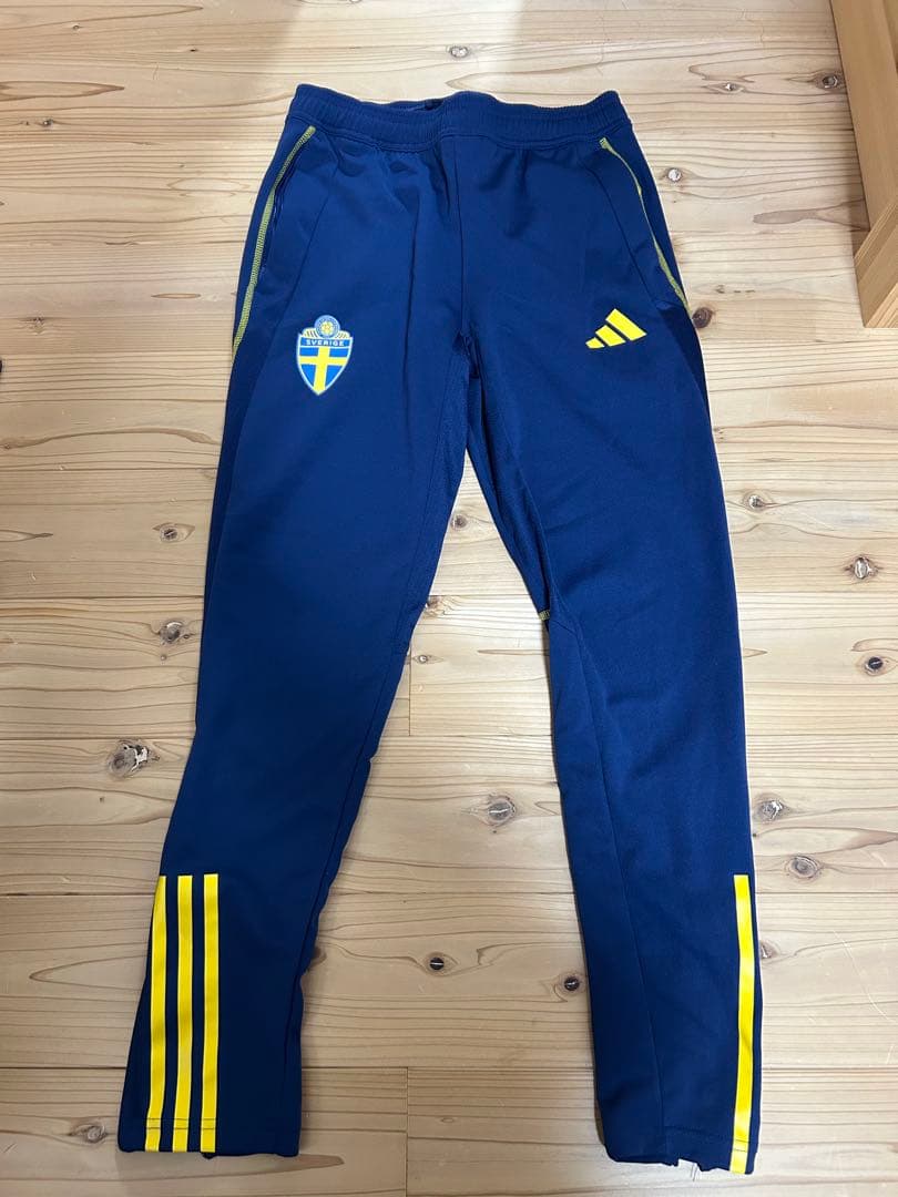 adidas スウェーデン代表 ジャージセット S
