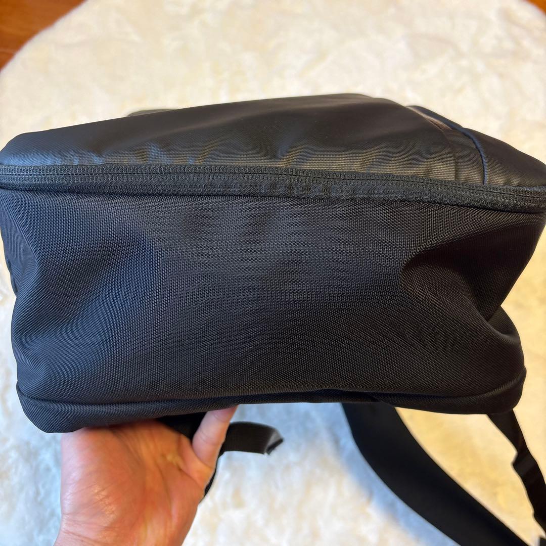 マムートSEON TRANSPORTER 25 ブラックバックパック