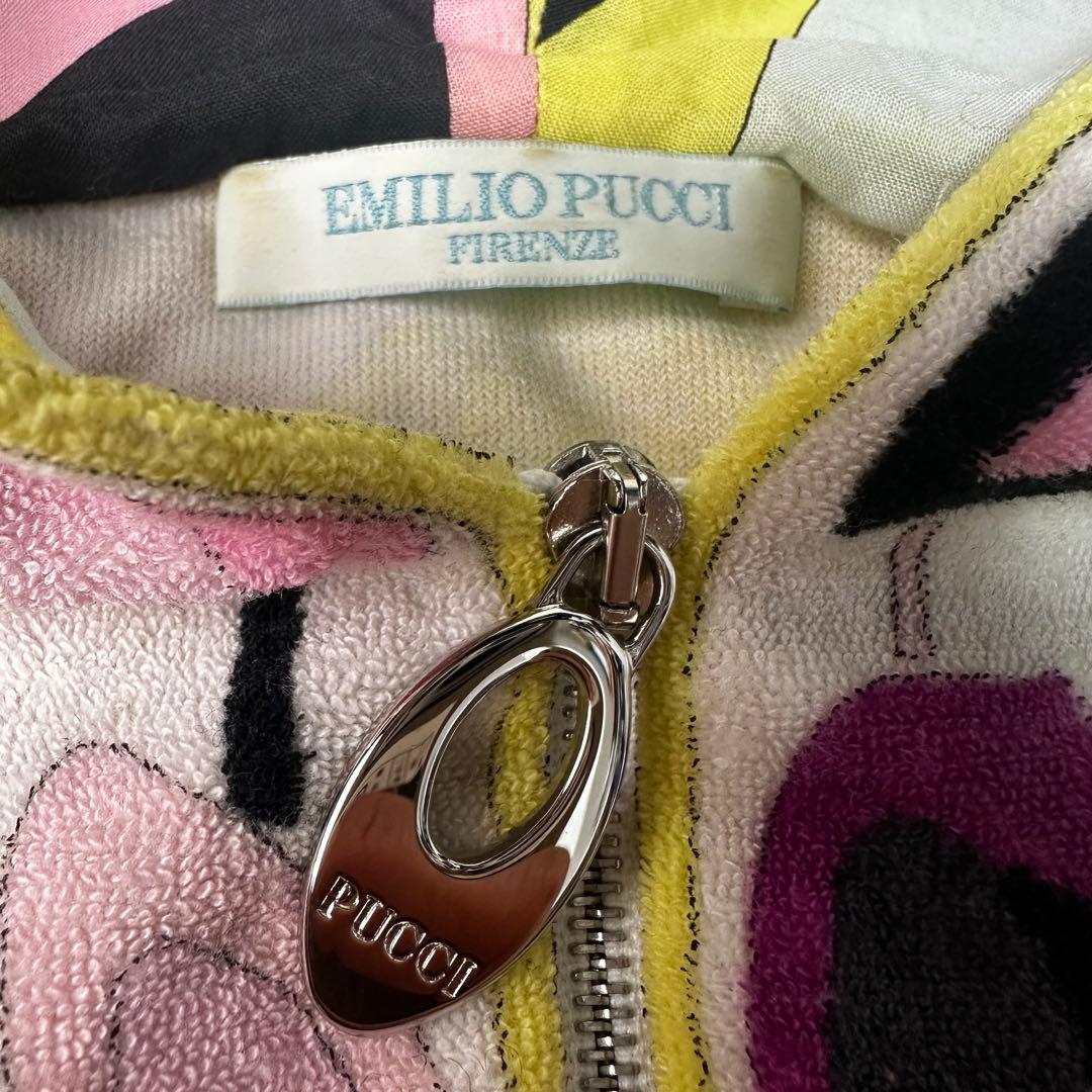 美品 Emilio Pucci エミリオプッチ　フード付パーカー　総柄　プッチ柄