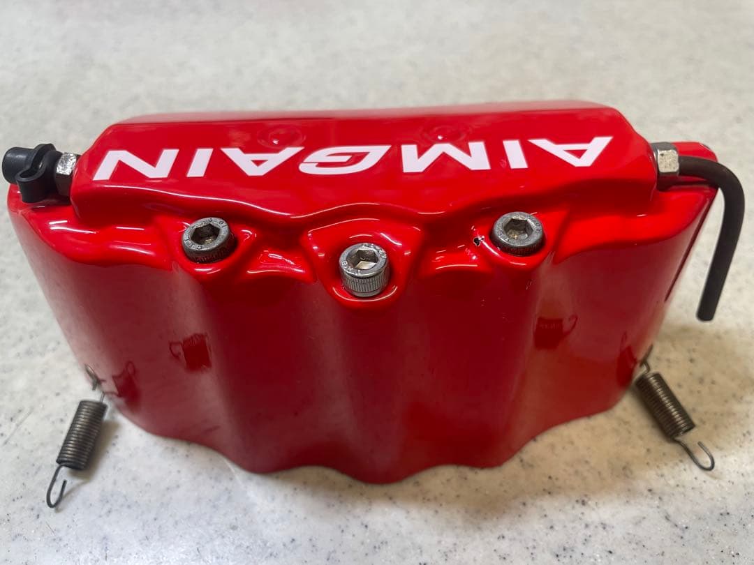 30プリウス　ブレーキキャリパー カバー　4個セット