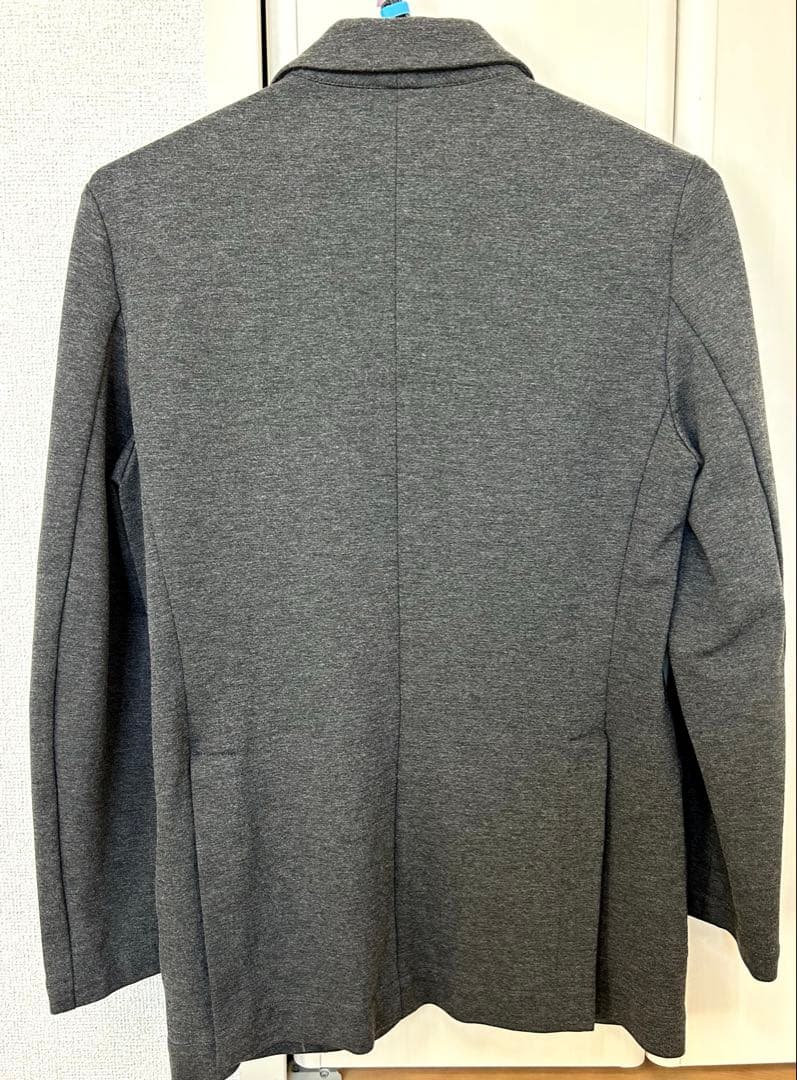 CUCITO IN FIRENZE（クチートインフィレンツェ）のジャケット