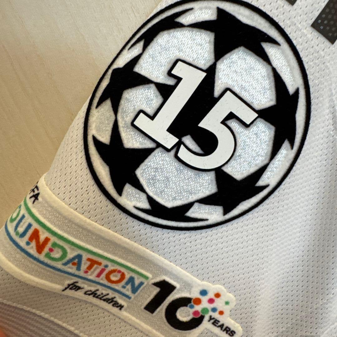 レアルマドリード オーセンティック ユニホーム モドリッチ adidas