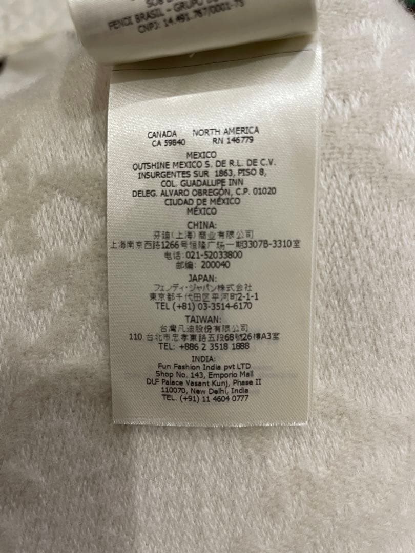 フェンディ　ポンチョ　ストール　コート　ショール　ウールカシミア