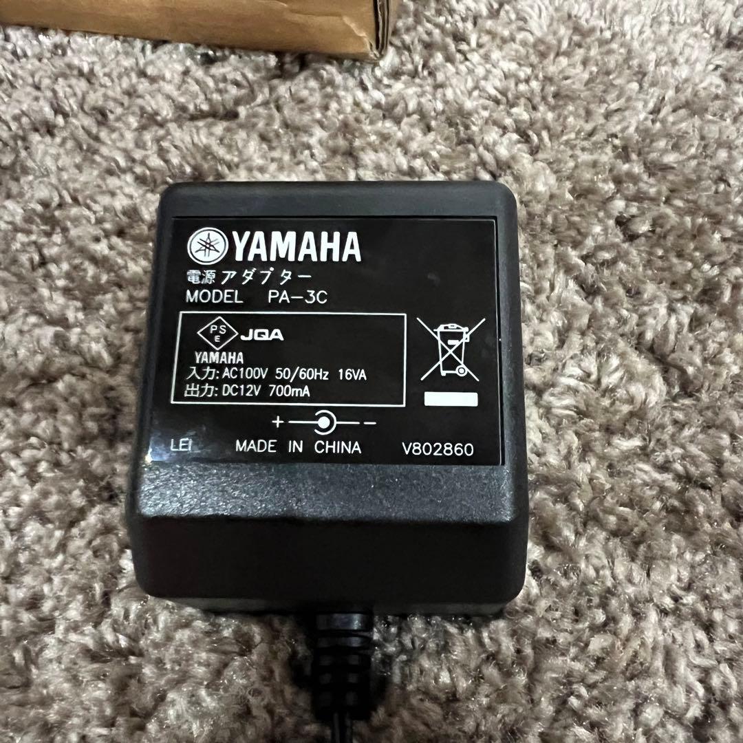YAMAHA EZ-300 電子キーボード61鍵盤　ポータブルキーボード　光る
