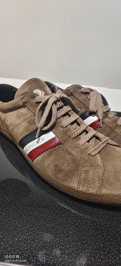 ま*ん様 MONCLER スエードブラウンシューズ