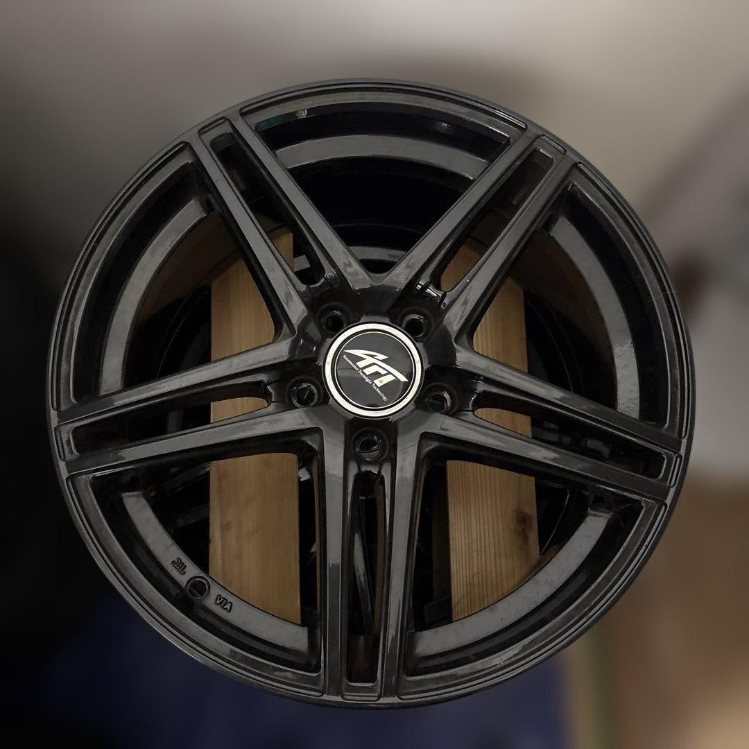 17インチアルミホイール　4本