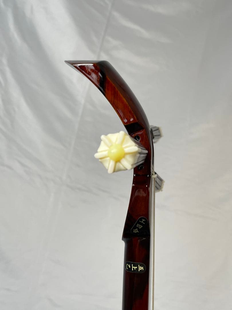 縞黒檀/カマゴン棹 強化張り・蛇皮三線