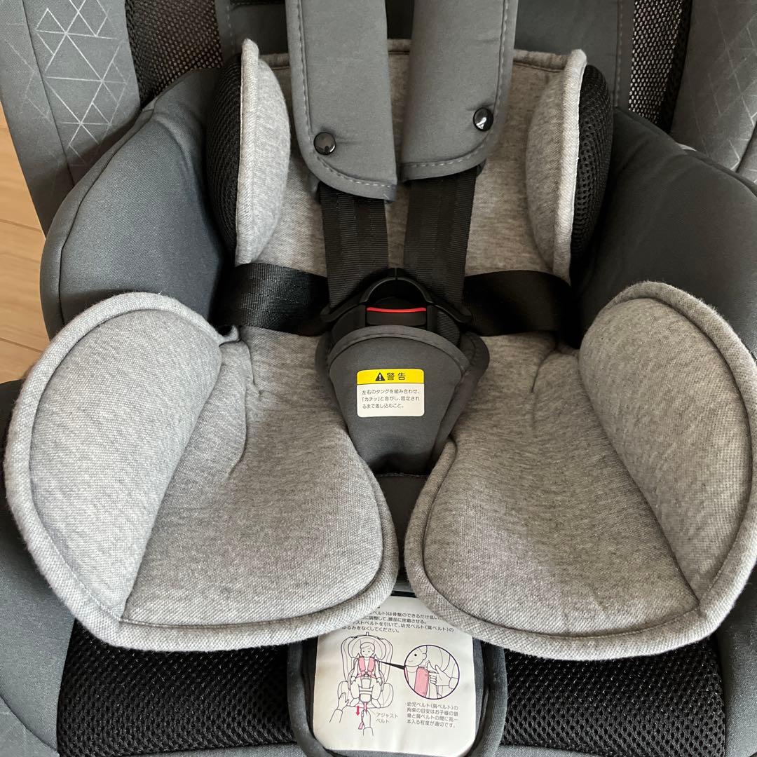 Pigeon 車用チャイルドシート グレー　コキーユ　 Coquille
