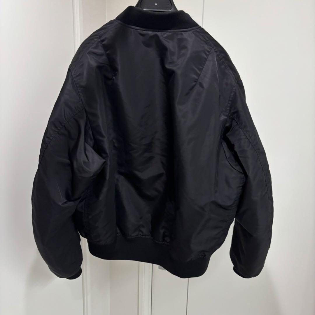 美品　BEAMS ブラック MA-1 サーモライト　Mサイズ