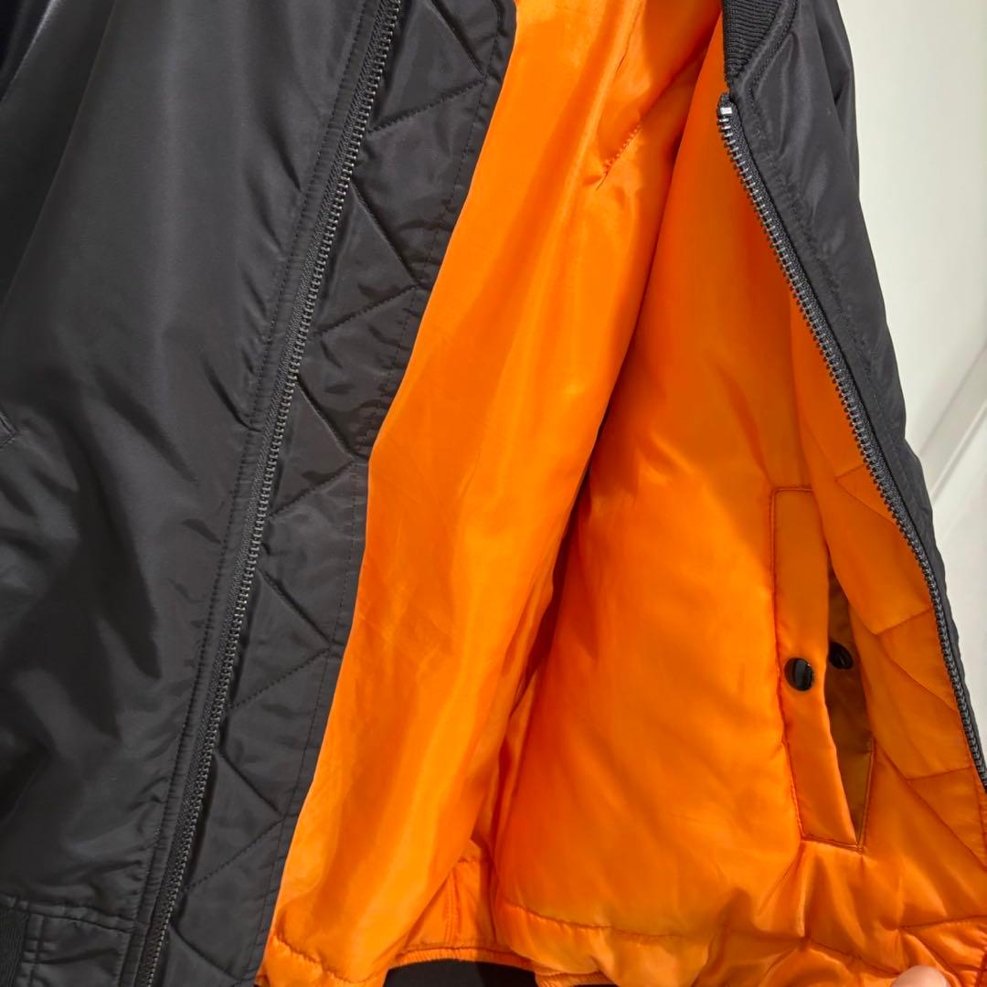 美品　BEAMS ブラック MA-1 サーモライト　Mサイズ