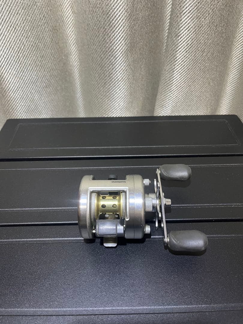 シマノ カルカッタ200