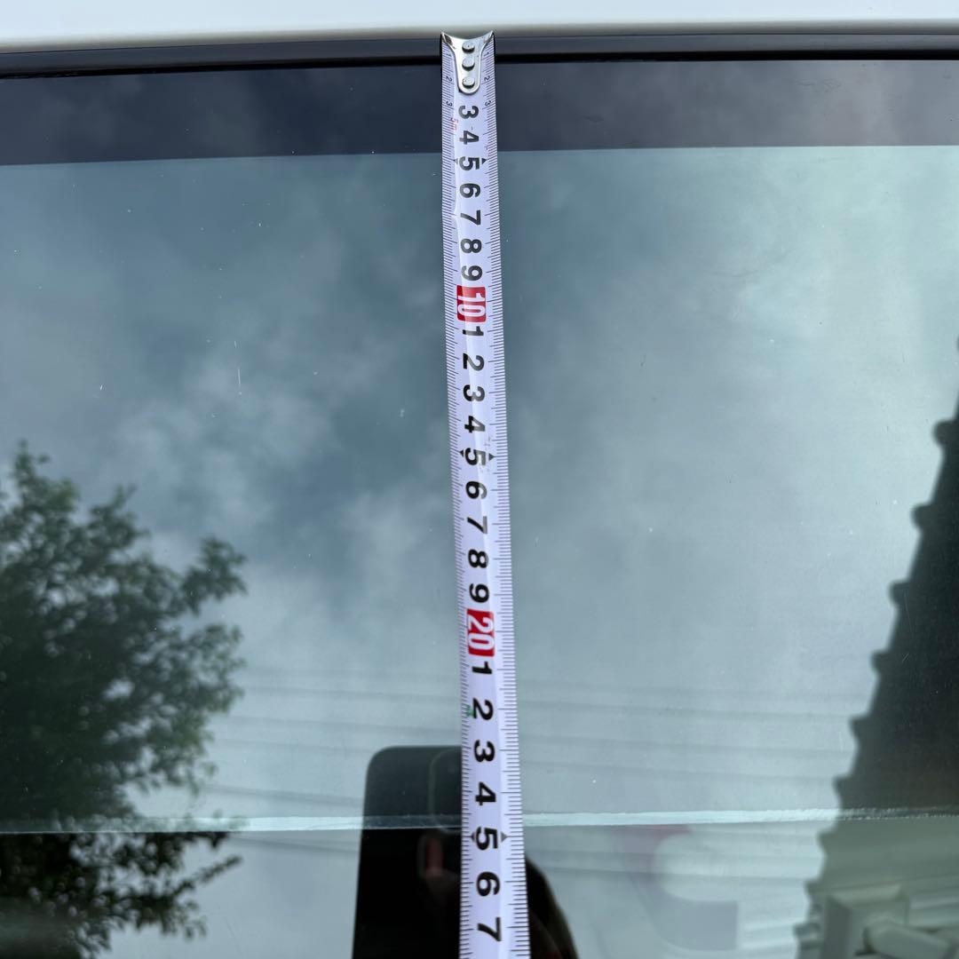 スズキ　17エブリィバン フロントスクリーン 上部　箱バン