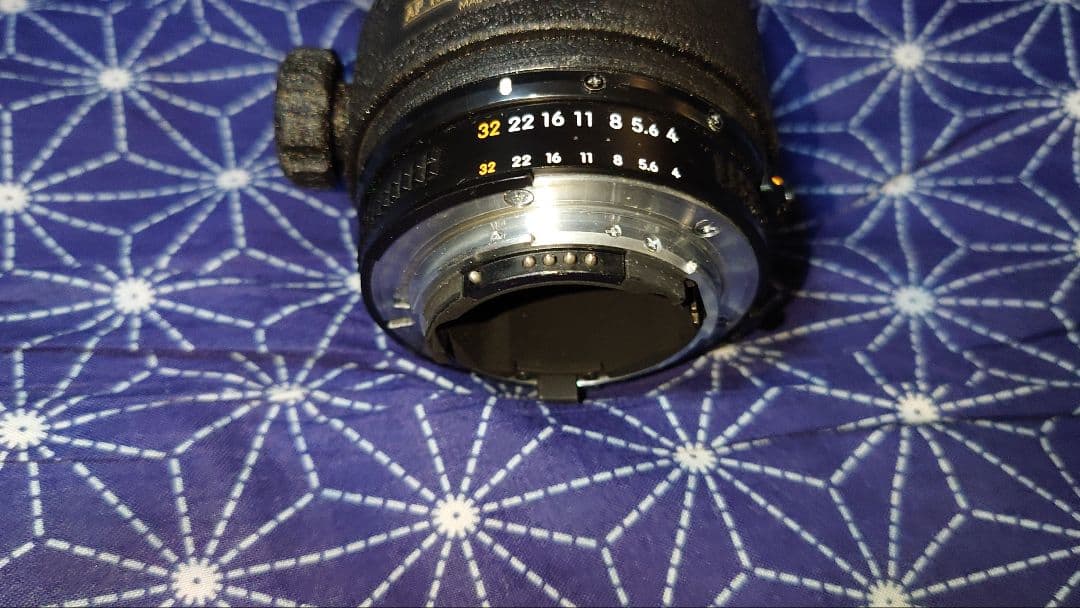 Nikon AF NIKKOR 300mm F4 ED レンズ