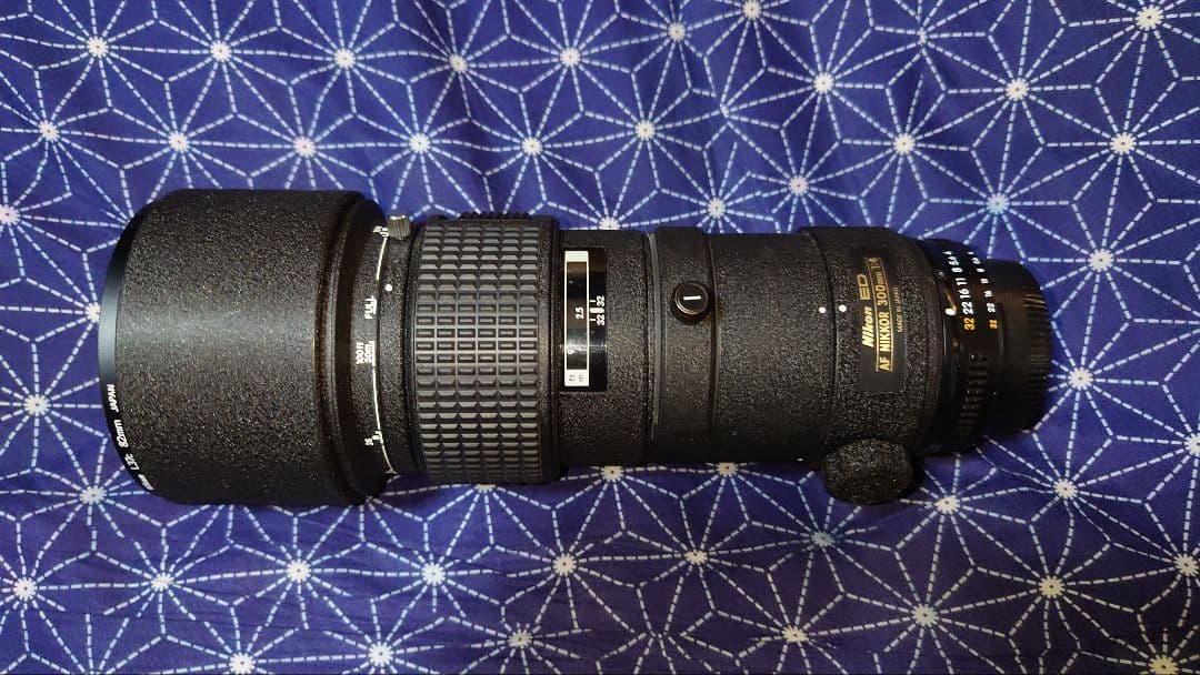 Nikon AF NIKKOR 300mm F4 ED レンズ