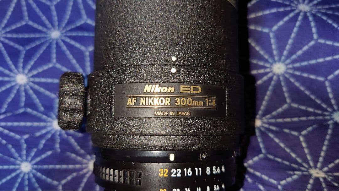 Nikon AF NIKKOR 300mm F4 ED レンズ
