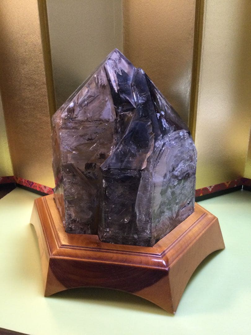 モリオン虹入りスーパーファントム、激レア、極上品モリオン原石　観賞石