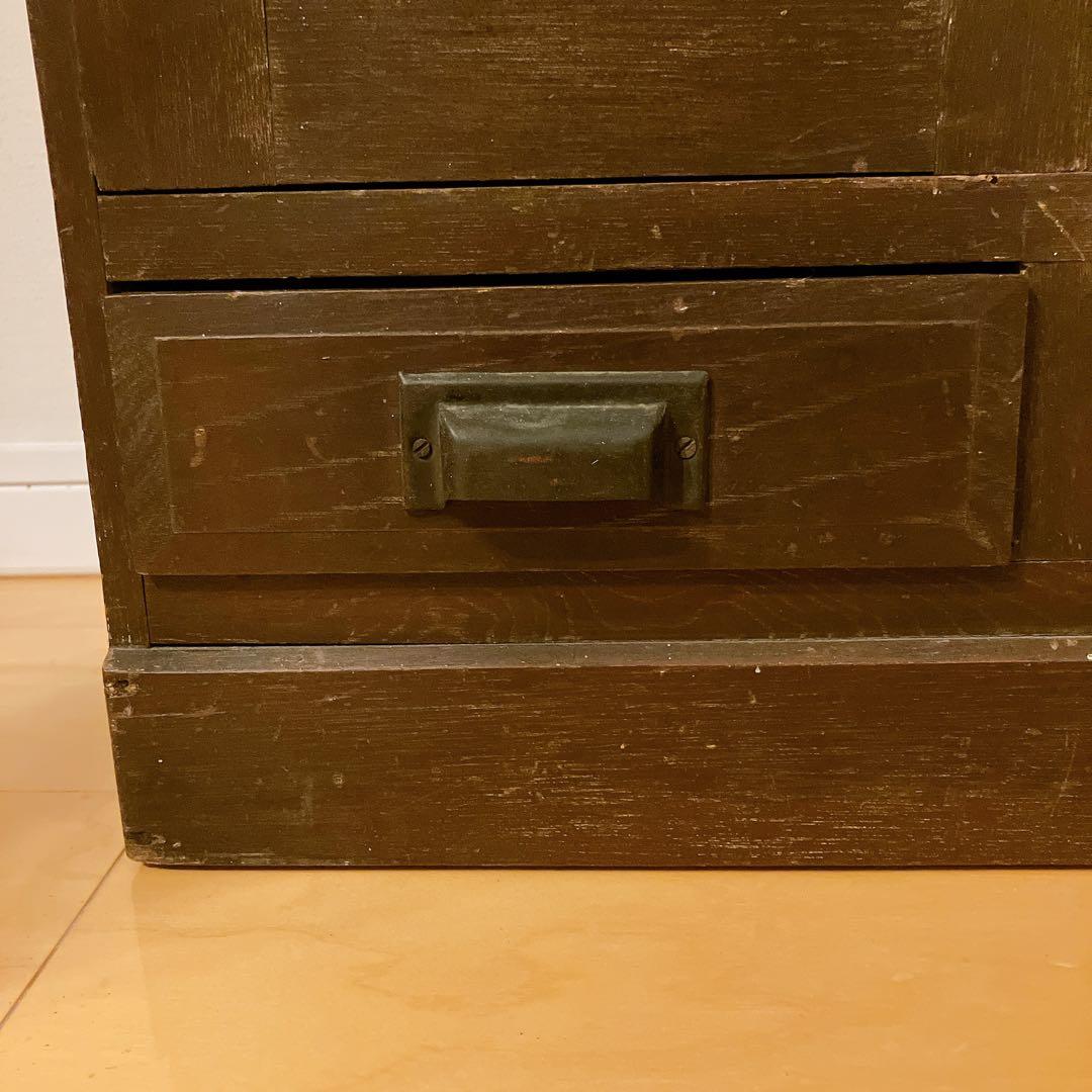 ガラス扉のキャビネット 引き出し付き 食器棚 昭和レトロ　アンティーク