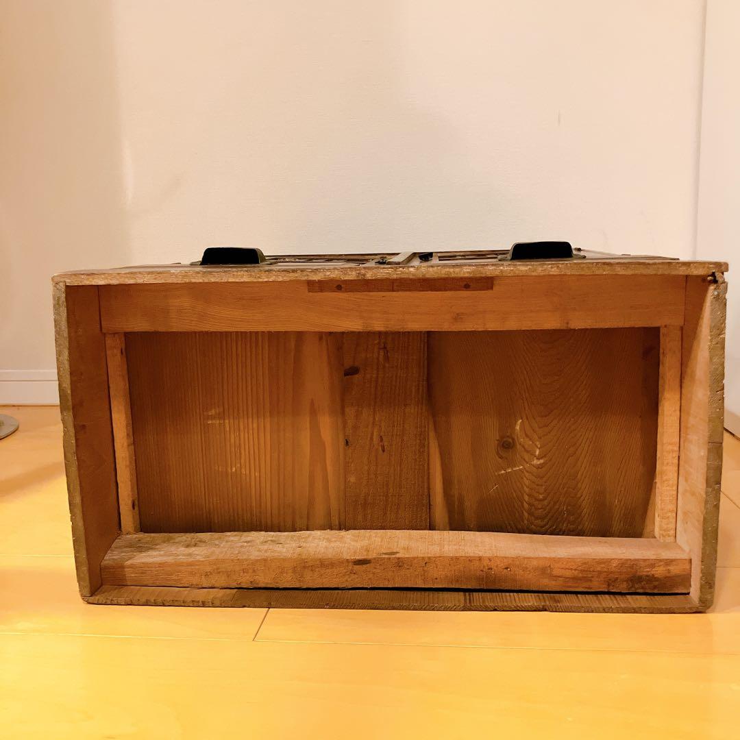 ガラス扉のキャビネット 引き出し付き 食器棚 昭和レトロ　アンティーク