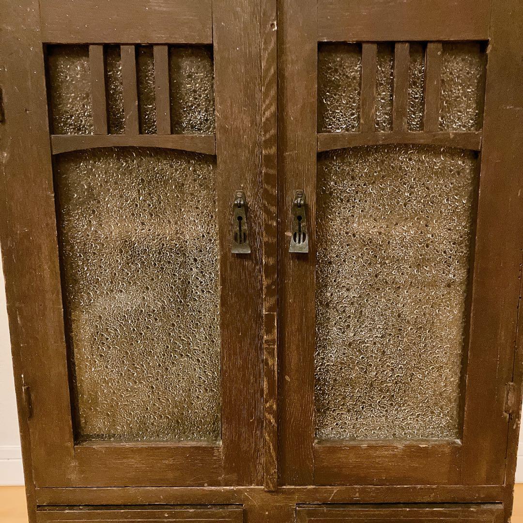 ガラス扉のキャビネット 引き出し付き 食器棚 昭和レトロ　アンティーク