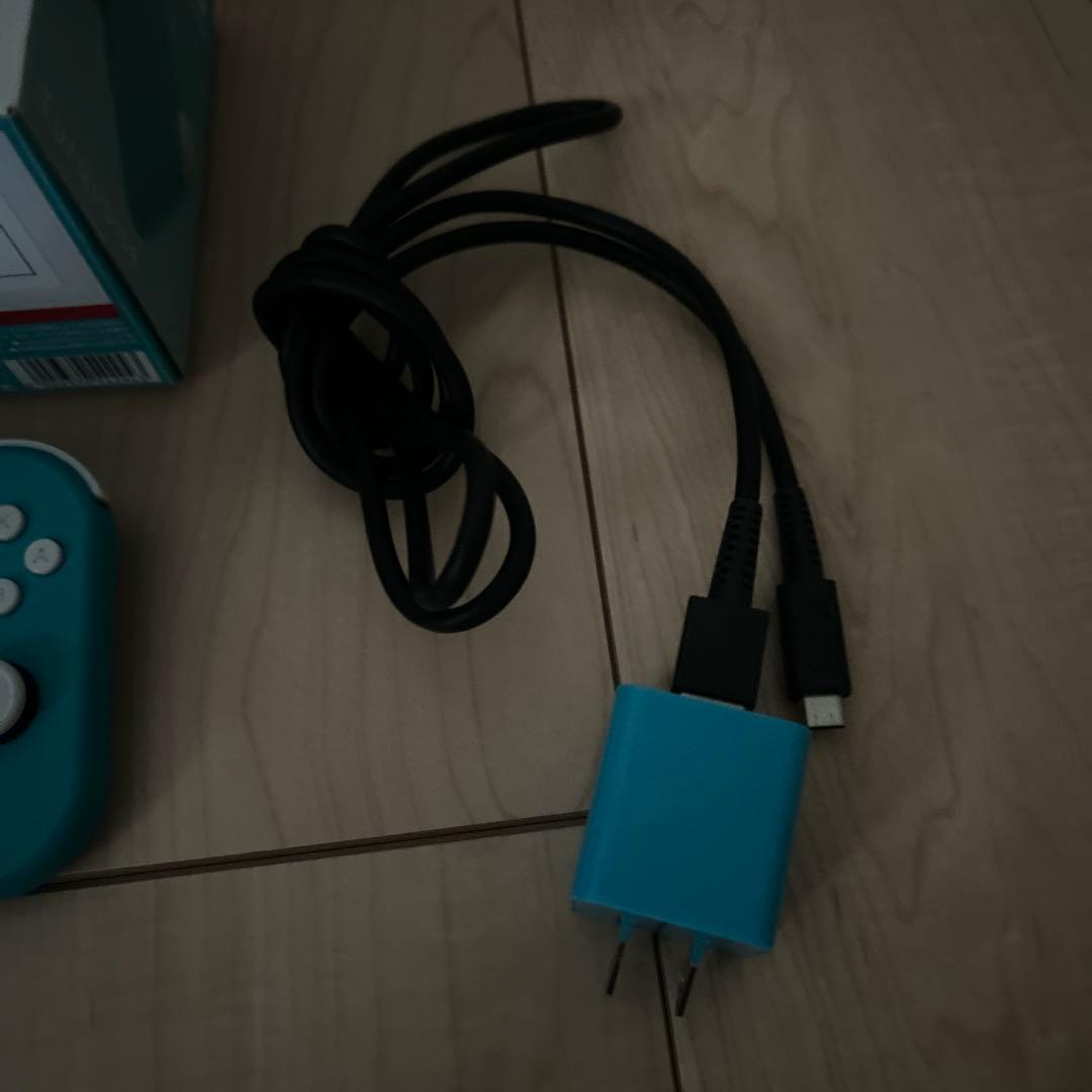 Nintendo Switch Lite ターコイズ 本体 充電器付き
