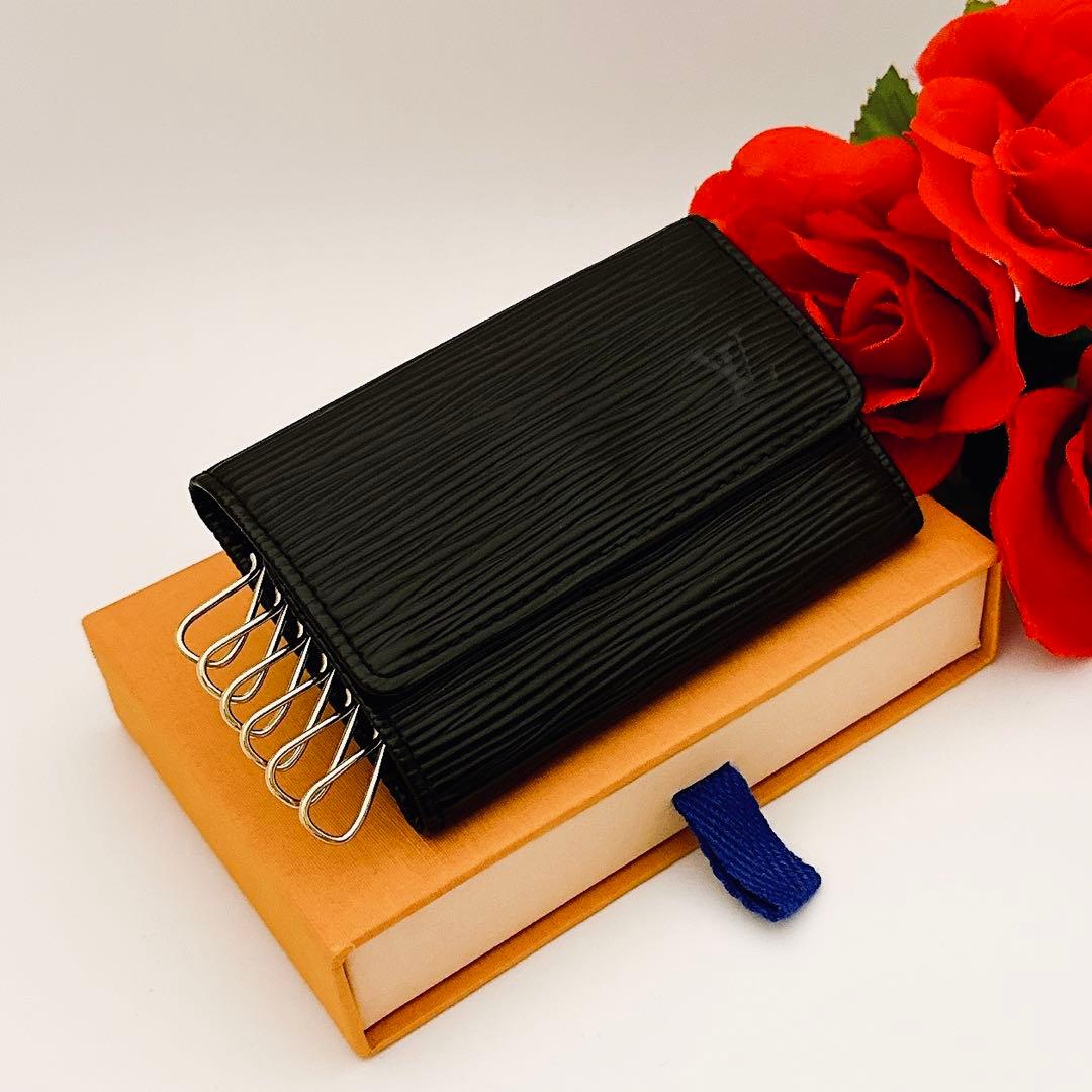 ルイヴィトン　エピ　ミュルティクレ　6連　キーケース　ブラック　黒　ノワール