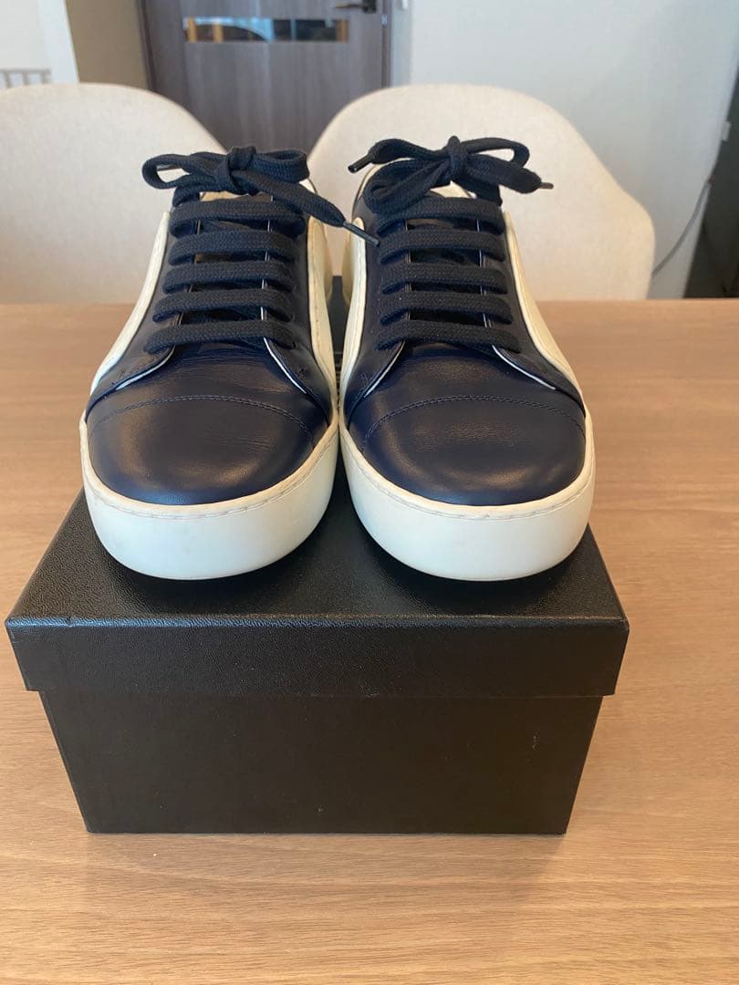 専用になります✨値下げ正規品CHANEL ココマークレザー スニーカー39白&紺