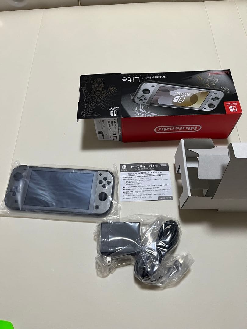 Nintendo Switch Lite ポケモン特別版 グレー