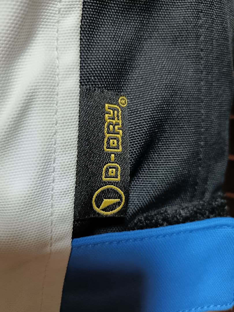 Dainese ジャケット 　訳あり　キルティングインナー付　オールシーズン