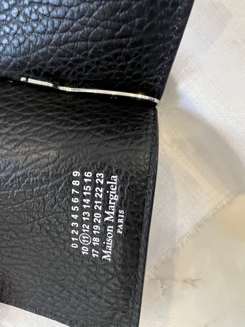 マルジェラ　黒レザー マネークリップ ジッパー付き