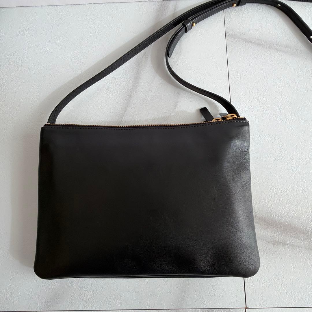 美品 CELINE セリーヌ 旧ロゴ トリオ ラージ 黒 ショルダー 保存袋