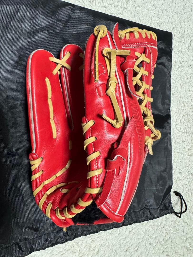 ミズノ ウィルドライブ 赤 左