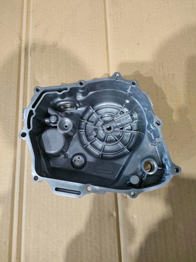 武川 ダイカストクラッチカバー XR100 エイプ100 NSF100