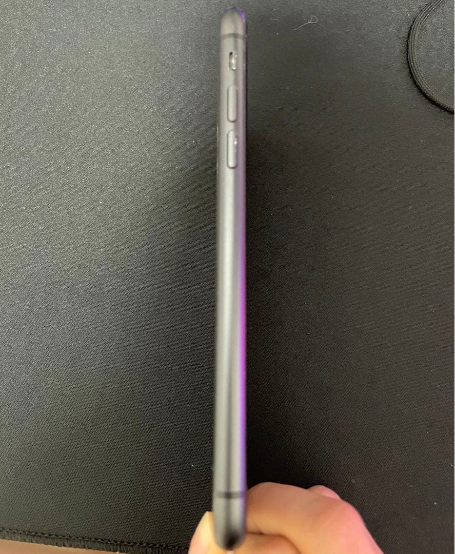 ななせiPhone11 64GB BLACK 本体 SIMフリー 箱あり