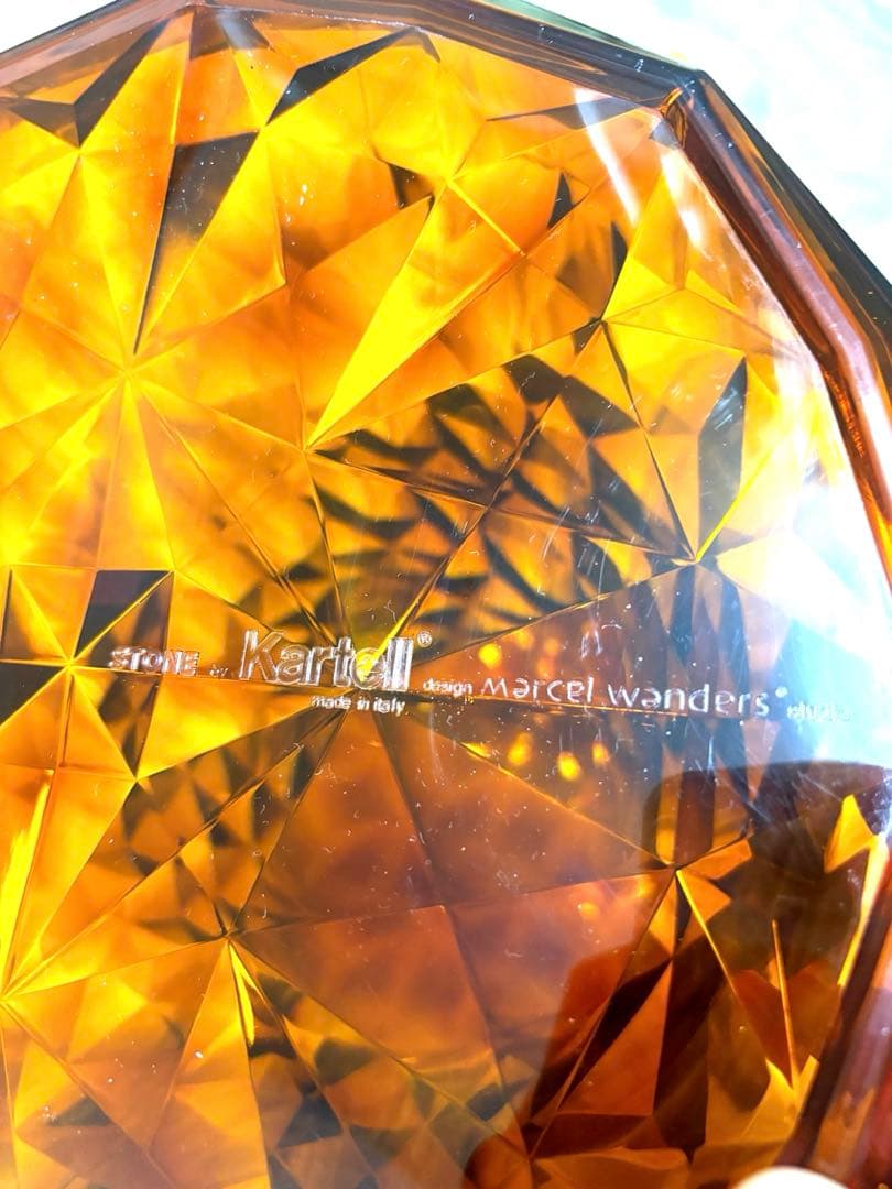 Kartell カルテル Stone SFCH-K8800-SA（AMB）