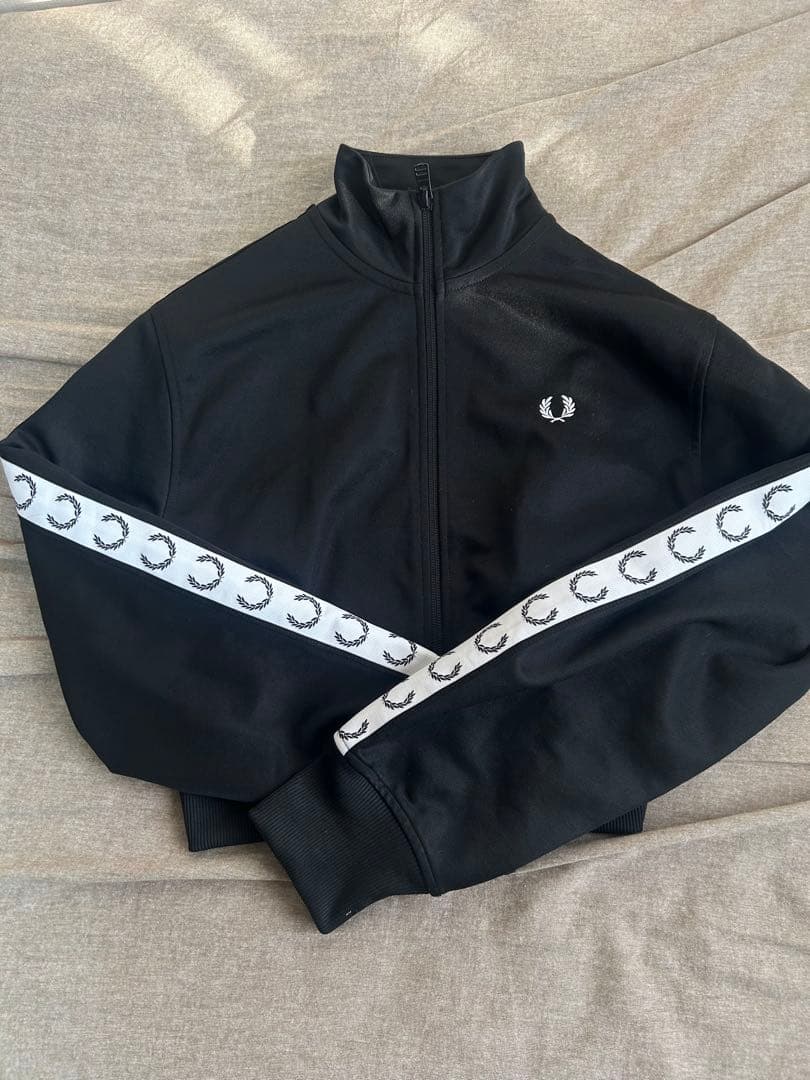 トップス fred perry cropped track jacket