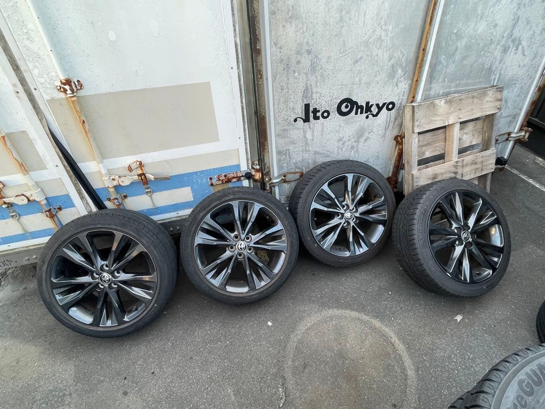 17インチ カローラツーリング純正ホイール
