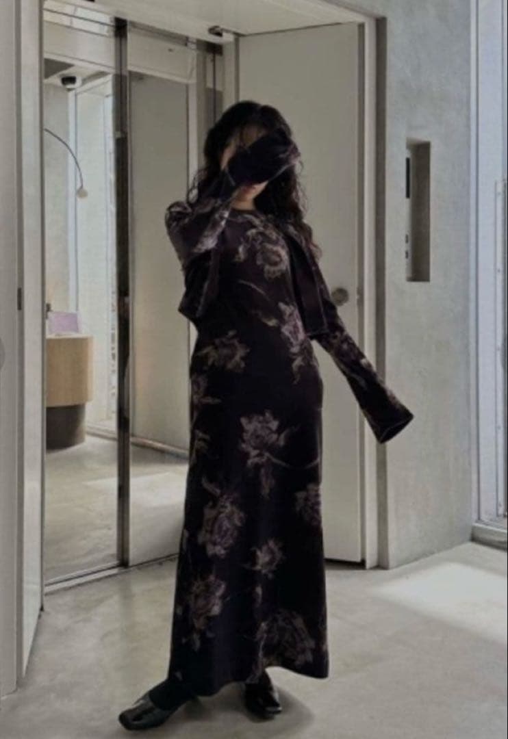 ワンピース DRY FLOWER VELOUR DRESS