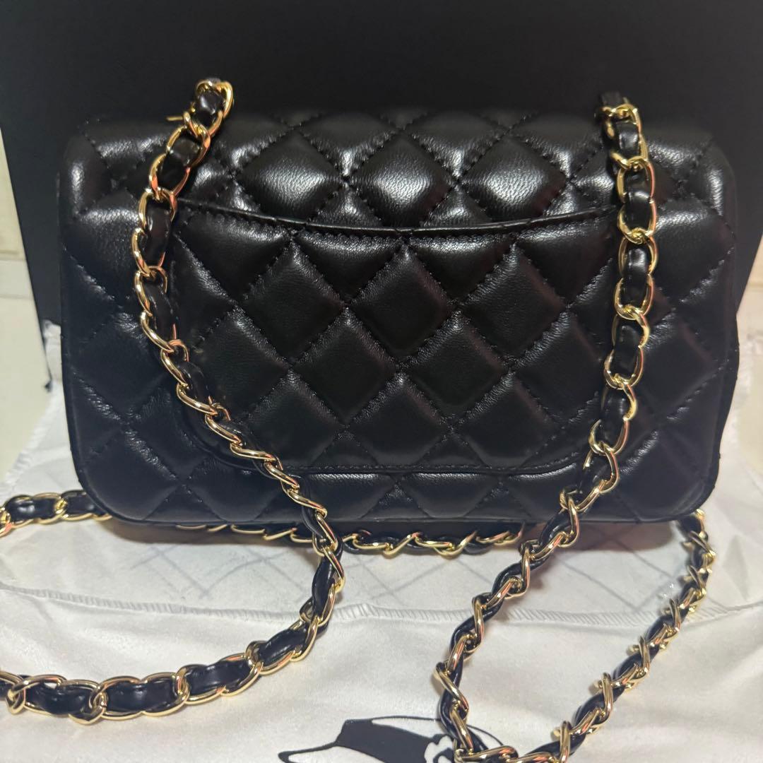 ブラック ショルダーバッグ キルティング