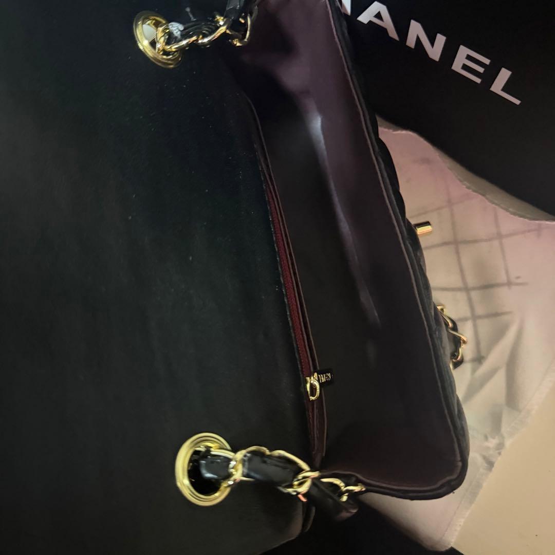 ブラック ショルダーバッグ キルティング