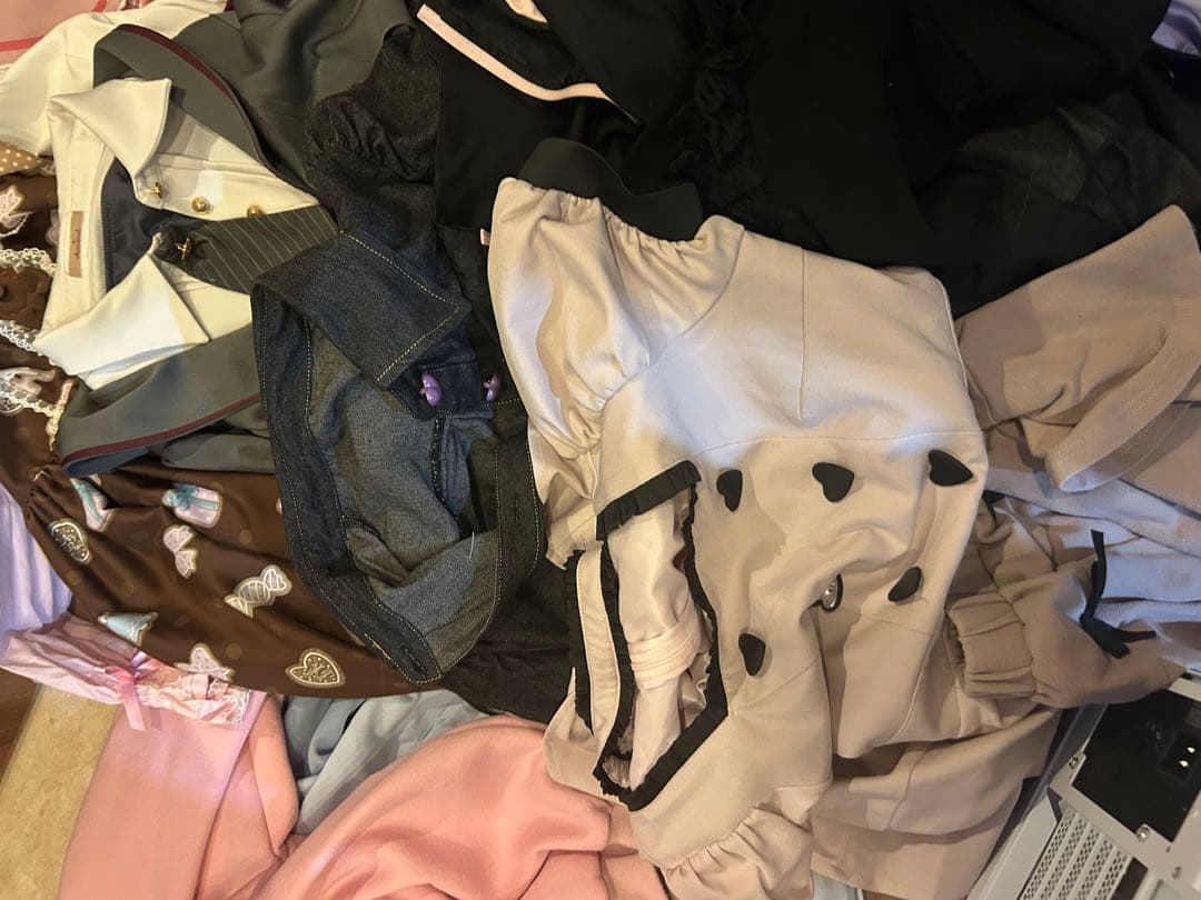 レディース衣類セット（多彩なデザイン）1月27日限定！引越しのため